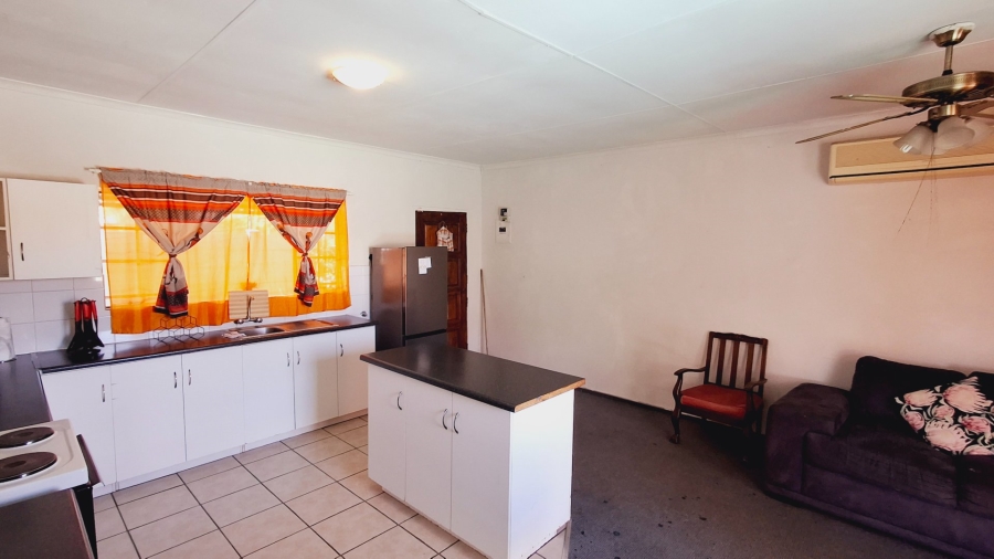 4 Bedroom Property for Sale in Roodia Free State